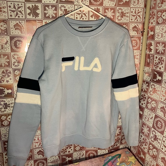 💎VINTAGE Blue Fila Crew Neck Sweatshirt💎 - Picture 1 of 3